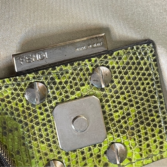 ๐SOLD๐Fendi zucca print floral beaded baguette lizard shoulder strap RARE - Picture 13 of 16